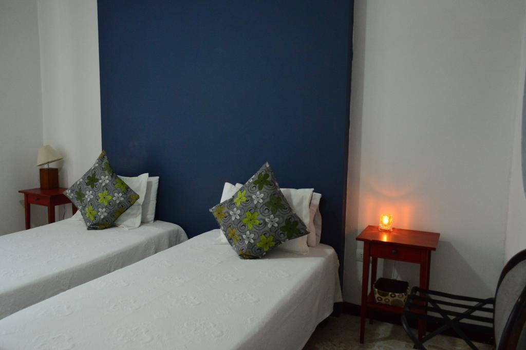 Hotel Torre Del Reloj Cartagena Bagian luar foto
