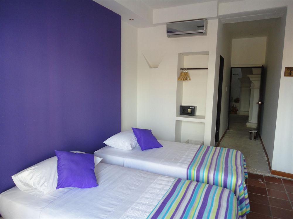 Hotel Torre Del Reloj Cartagena Ruang foto